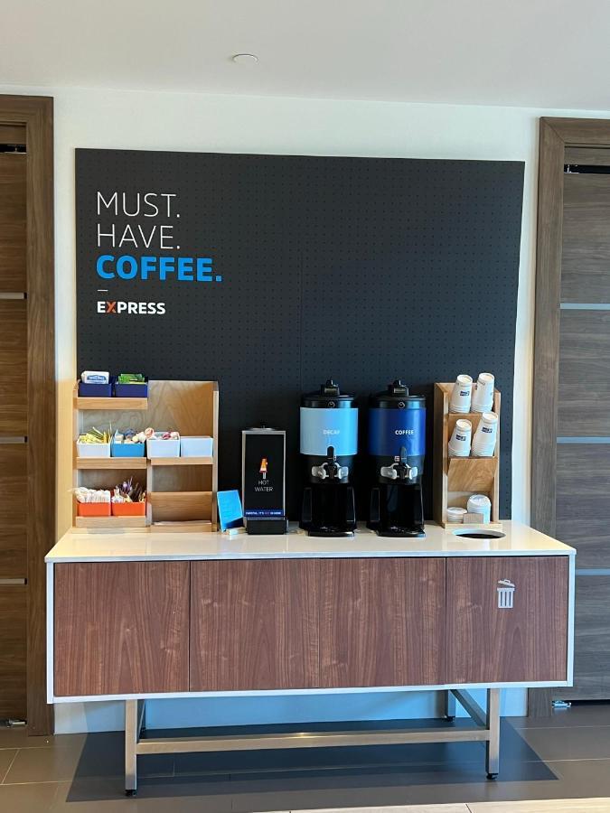 Holiday Inn Express & Suites - Ukiah By Ihg Экстерьер фото