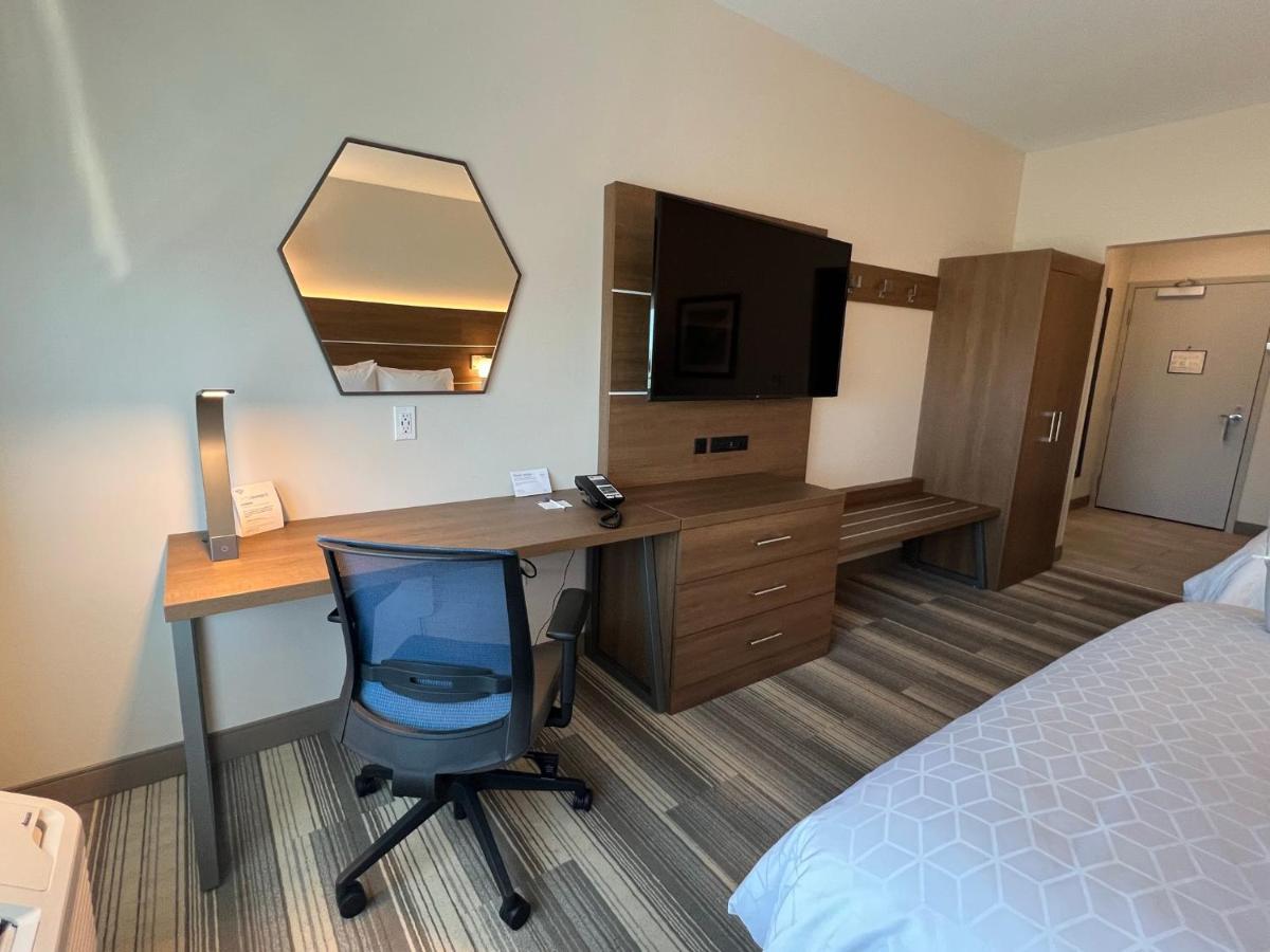 Holiday Inn Express & Suites - Ukiah By Ihg Экстерьер фото