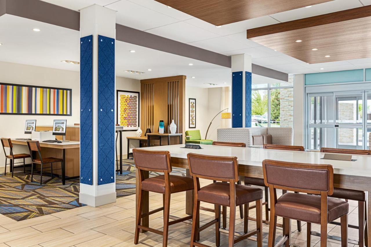 Holiday Inn Express & Suites - Ukiah By Ihg Экстерьер фото